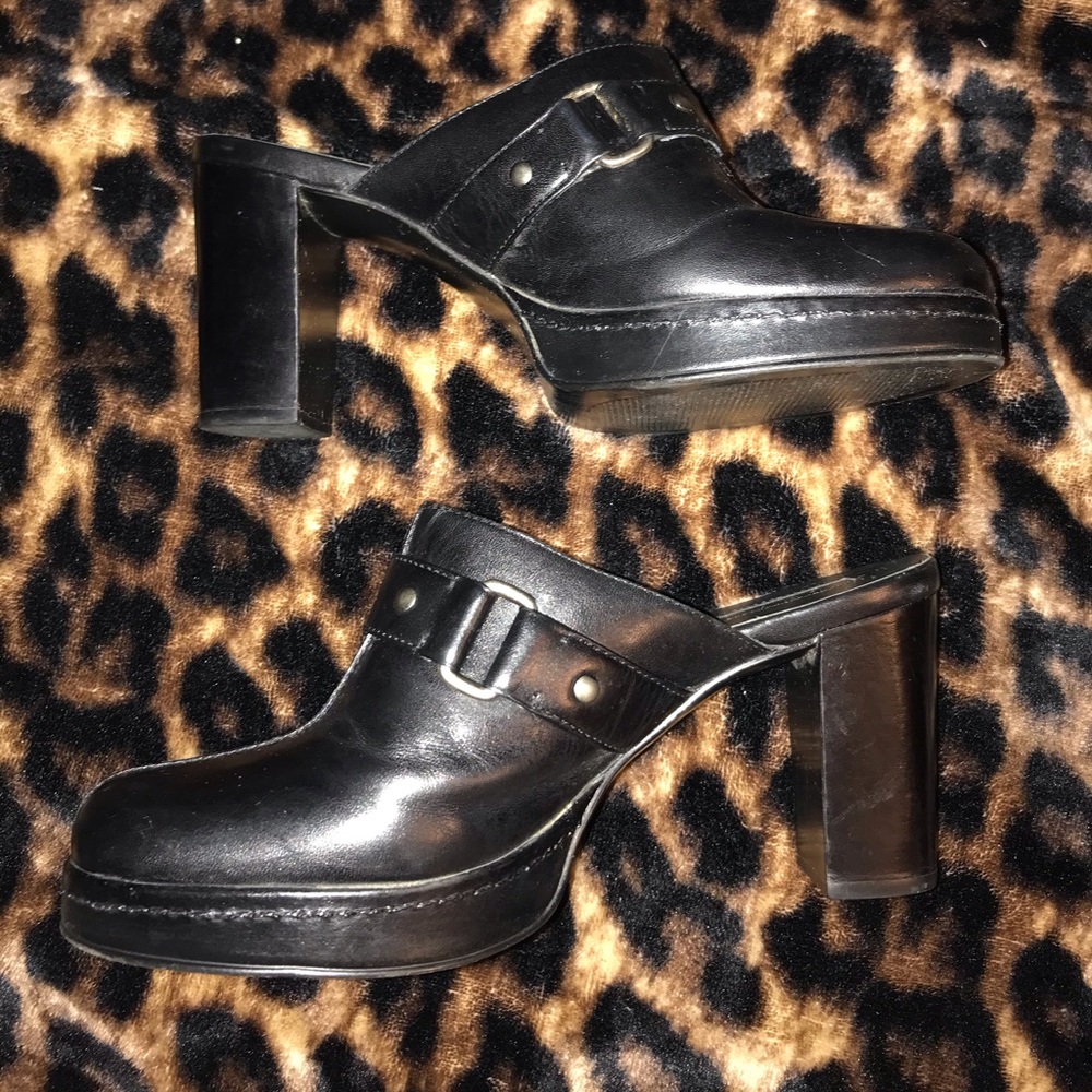 Gianni Bini 4’ Mule Heels - Metal Detail Sz. 6.5